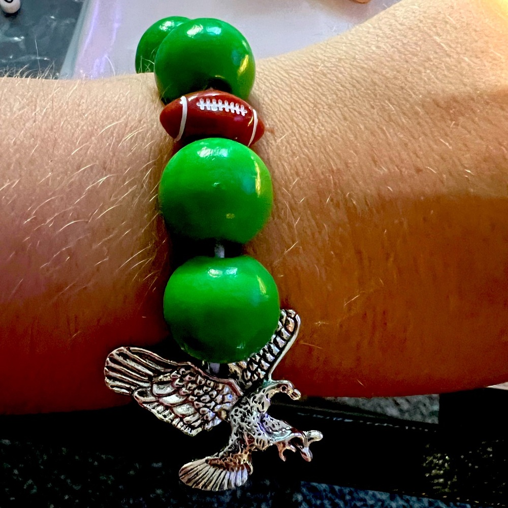 Eagles Kelly Green bracelet